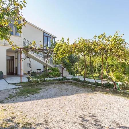 Apartment Matteo & Alessio Labin (Istria)